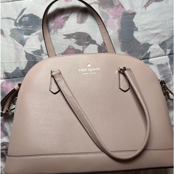 ‼️SOLD‼️Mint condition Kate spade purse 👛 - Picture 1 of 5